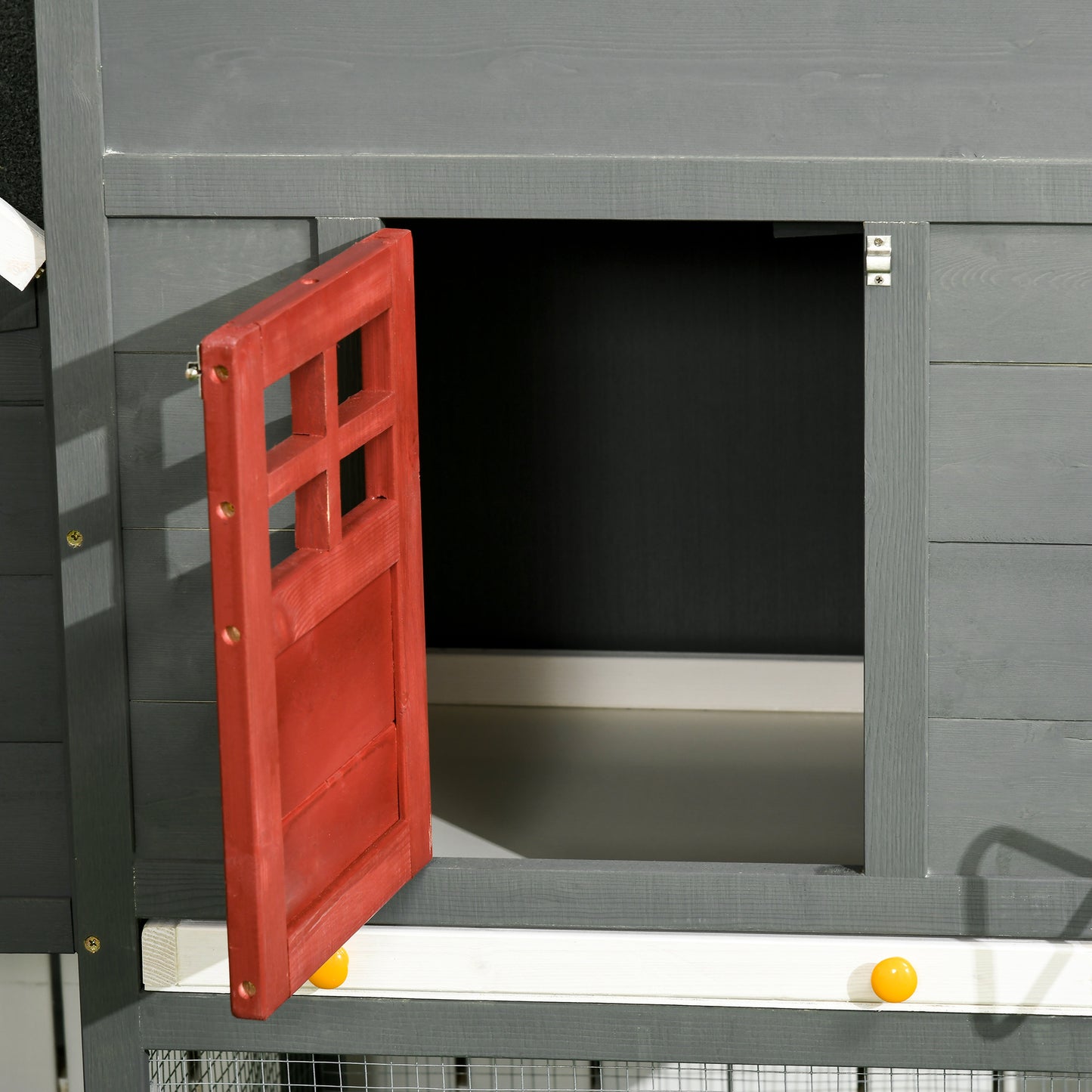 Red Door Extra Large Chicken Coop