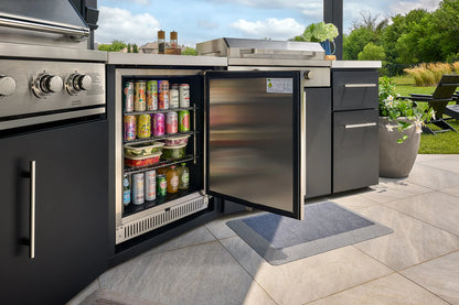 Edgemont Cove | Curved Outdoor Kitchen with Built-In Grill, Griddle & Pizza Oven