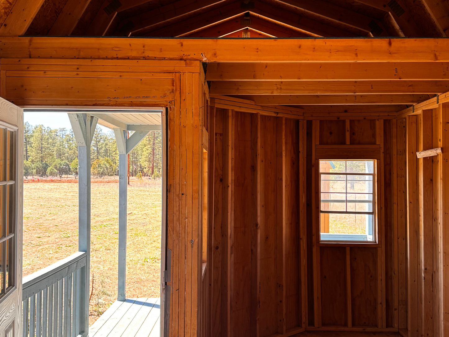 12 x 32 (PRE-OWNED) WRAPAROUND LOFTED BARN CABIN (RTO) LOW AS 587.07 A MONTH